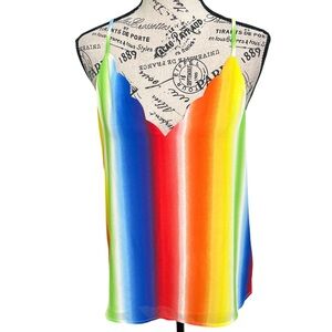 Socialite Tank Top NWOT